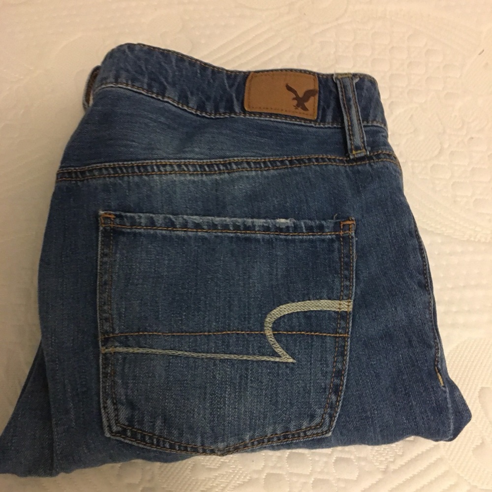American eagle Tom girl jeans